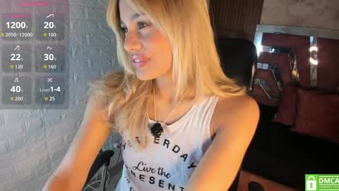 Snapshot of hot_cupid01 chatting on April 24, 2026, 11:01 am Valery online show from April 24, 2026, 11:01 am