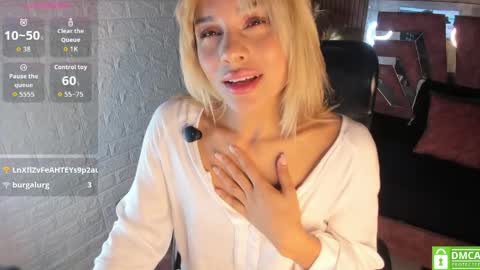Snapshot of hot_cupid01 chatting on May 19, 2026, 10:54 am Valery online show from May 19, 2026, 10:54 am
