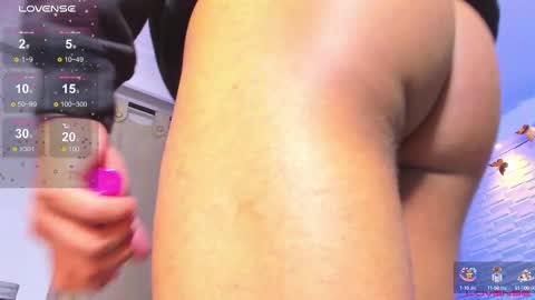hot_dreams_x online show from January 10, 2025, 5:24 pm