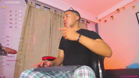 hot_dreams_x online show from January 15, 2025, 2:35 pm