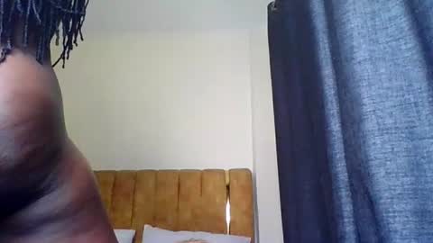 Snapshot of hot_ebony11 chatting on July 1, 2026, 3:34 pm chooo pie online show from July 1, 2026, 3:34 pm