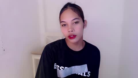 Snapshot of hot_falling_devilxx chatting on December 18, 2024, 10:30 am online show from December 18, 2024, 10:30 am