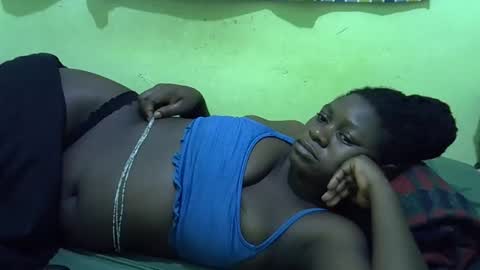 hot_girlly online show from March 21, 2026, 3:22 am