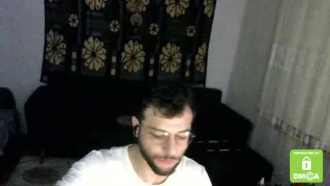 Snapshot of hot_hairy_boi chatting on February 11, 2025, 6:44 pm Senpai online show from February 11, 2025, 6:44 pm