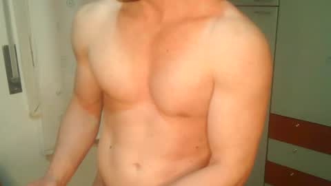 hot_italianboy online show from March 12, 2026, 8:37 pm