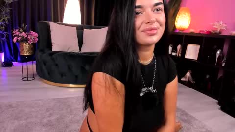 Snapshot of hot_karma chatting on October 14, 2025, 3:02 pm Carrie online show from October 14, 2025, 3:02 pm