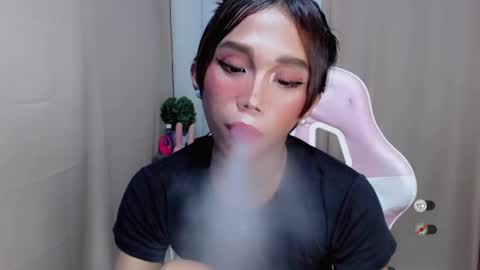 Khianna online show from April 30, 2026, 2:12 pm