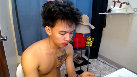 Snapshot of hot_kianxx chatting on May 29, 2026, 7:12 pm hot_kianxx online show from May 29, 2026, 7:12 pm