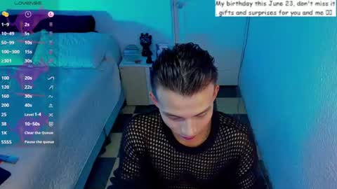 Snapshot of hot_latin_temptation chatting on June 15, 2026, 4:36 am Alejandro online show from June 15, 2026, 4:36 am