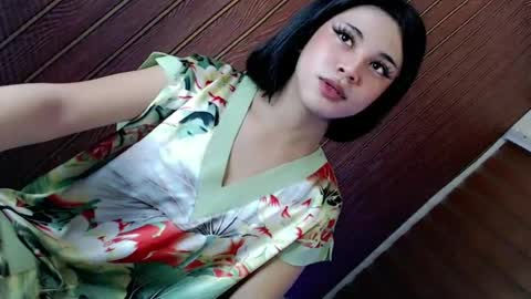 Snapshot of hot_laura69 chatting on June 15, 2026, 8:49 am just call me laura online show from June 15, 2026, 8:49 am