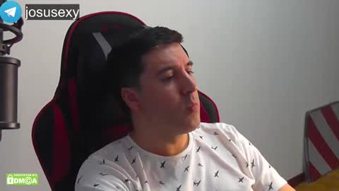 Snapshot of hot_liki chatting on October 28, 2025, 5:15 pm Hot Li ki online show from October 28, 2025, 5:15 pm