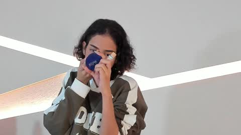 Alana online show from December 26, 2024, 9:15 pm