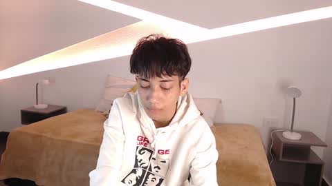 Alana online show from January 26, 2025, 8:56 pm