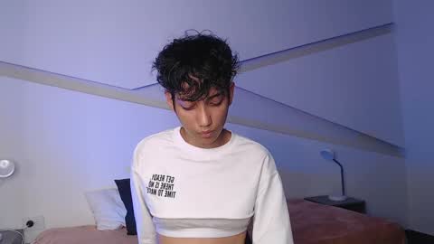 Alana online show from February 28, 2025, 9:33 pm