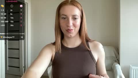 Snapshot of hot_lliinns chatting on October 3, 2025, 1:19 pm Lina online show from October 3, 2025, 1:19 pm