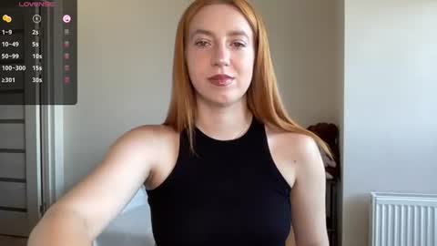 Lina online show from June 19, 2026, 7:34 am