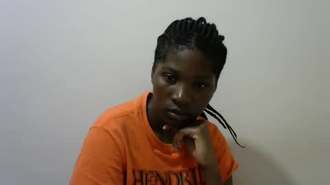LONNAH online show from January 21, 2025, 3:32 pm