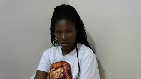 LONNAH online show from February 3, 2025, 4:31 pm