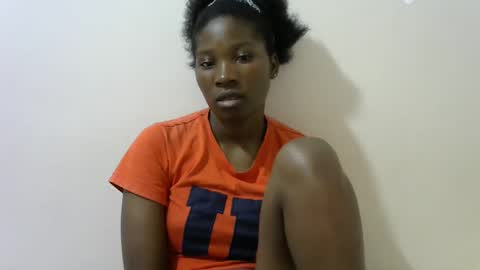LONNAH online show from February 28, 2025, 7:56 pm