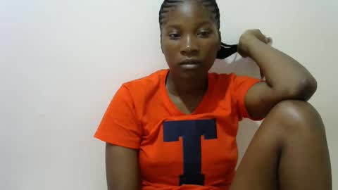 LONNAH online show from March 8, 2025, 8:11 am