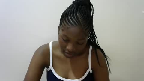 LONNAH online show from March 8, 2025, 11:27 am