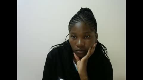 LONNAH online show from March 11, 2025, 3:48 am