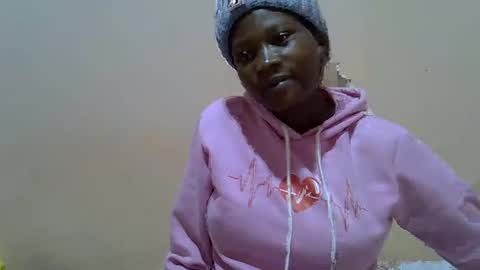 LONNAH online show from September 15, 2025, 4:23 am