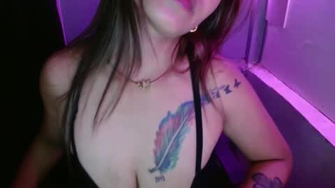 hot_mababy online show from April 24, 2026, 4:20 pm