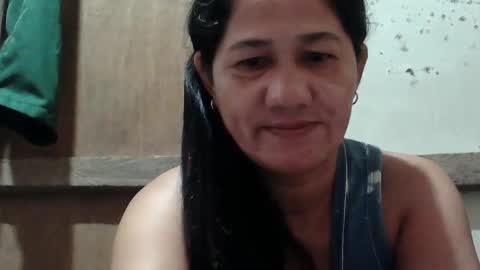 hotmama online show from February 15, 2025, 8:54 pm