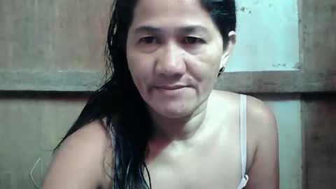 hotmama online show from February 17, 2025, 7:26 am