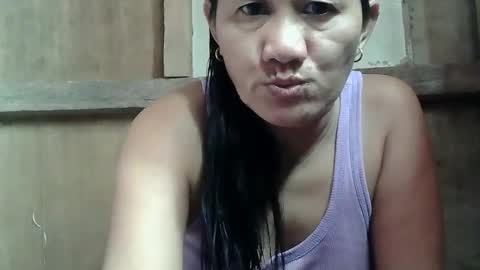 hotmama online show from February 18, 2025, 6:37 am
