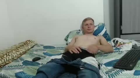 Snapshot of hot_mann11 chatting on March 11, 2025, 1:26 am angel online show from March 11, 2025, 1:26 am