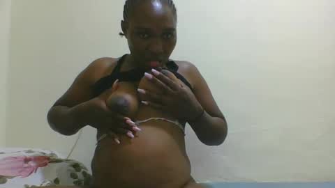 Snapshot of hot_masha chatting on February 2, 2025, 8:02 am hot_masha online show from February 2, 2025, 8:02 am