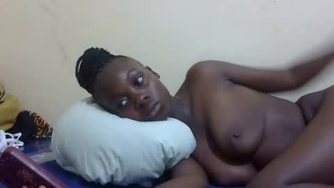 hot_melanie1 online show from April 14, 2026, 10:49 pm