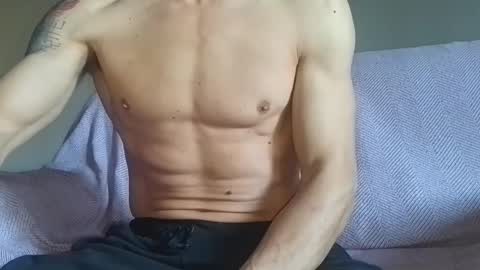 Snapshot of hot_milk_82 chatting on February 16, 2025, 3:27 pm Oscar online show from February 16, 2025, 3:27 pm