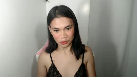Snapshot of hot_pauline chatting on June 18, 2026, 9:14 am hot_pauline online show from June 18, 2026, 9:14 am