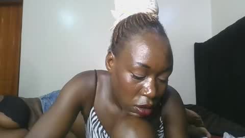 Snapshot of hot_petite1 chatting on March 30, 2026, 12:39 pm Hot petite online show from March 30, 2026, 12:39 pm