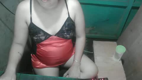 hot_quin11 online show from March 3, 2025, 2:15 pm