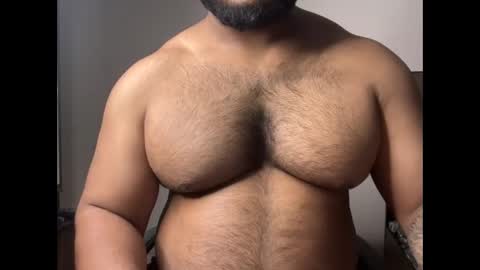 Snapshot of hot_roccohunter chatting on February 5, 2026, 5:17 pm pranit online show from February 5, 2026, 5:17 pm