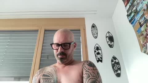 letmedoo2 online show from July 6, 2026, 9:39 am