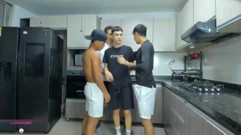 Snapshot of hot_sexmature chatting on September 30, 2025, 11:10 pm Vanesa Oliver and Andrew online show from September 30, 2025, 11:10 pm