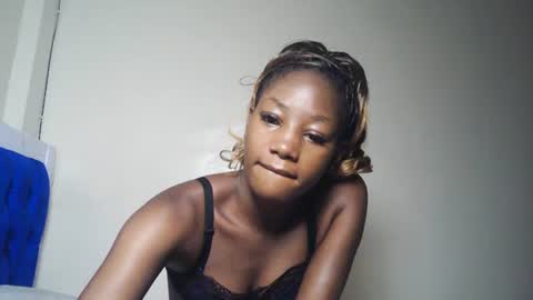Snapshot of hot_sexxxy_girl chatting on July 21, 2026, 2:25 am Milly online show from July 21, 2026, 2:25 am