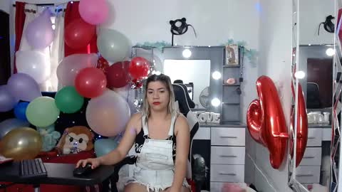 hot sexy bunny online show from February 8, 2025, 12:39 pm
