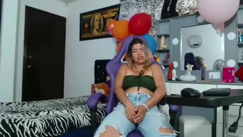 hot sexy bunny online show from May 8, 2026, 2:55 pm