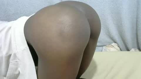 esiiii online show from June 10, 2026, 11:46 pm