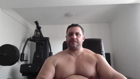 Stefano.. online show from March 2, 2025, 1:49 pm