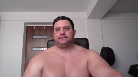 Snapshot of hot_stefano1 chatting on November 1, 2025, 5:42 am Stefano.. online show from November 1, 2025, 5:42 am