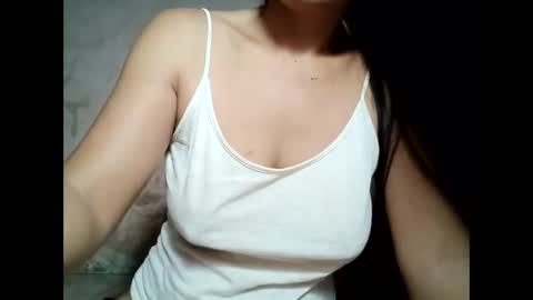 hot_warrios247 online show from February 14, 2025, 8:26 pm