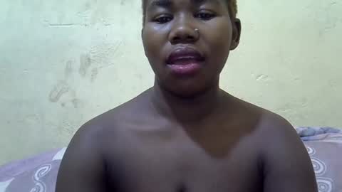 hotagrace online show from March 19, 2026, 6:34 pm