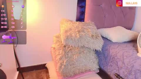 Snapshot of hotalana_ chatting on October 17, 2025, 2:19 pm Alana online show from October 17, 2025, 2:19 pm